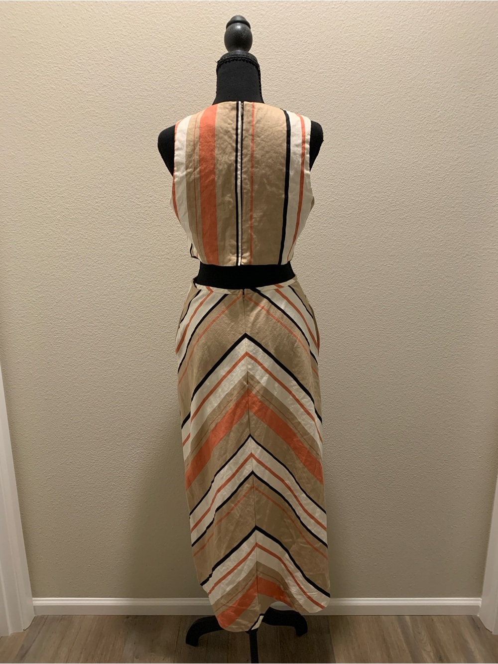 Banana Republic Linen-Blend Cut-Out Midi Dress (Size 4) - Picture 5 of 6